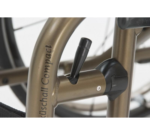 Кресло-коляска активного типа MET Kuschall Compact