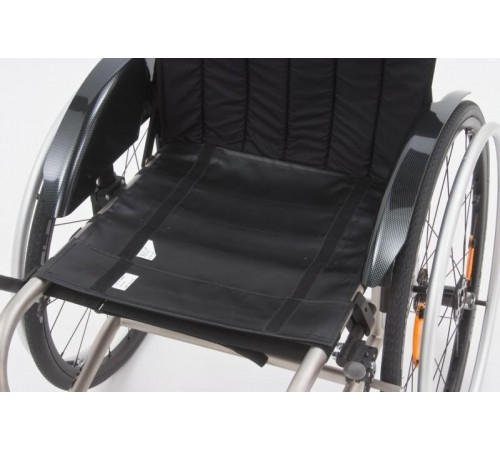 Кресло-коляска активного типа MET Invacare XLT